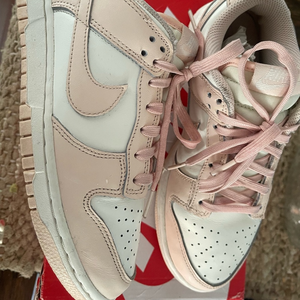 Nike Low Dunks - image 3